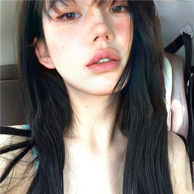 她与她的自画像 在线观看